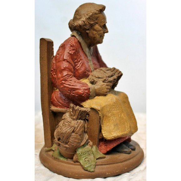 Vtg 1984 Tom Clark Gnome Old Lady Women Mabel in Chair Sculpted Figurine Statue - Picture 6 of 10